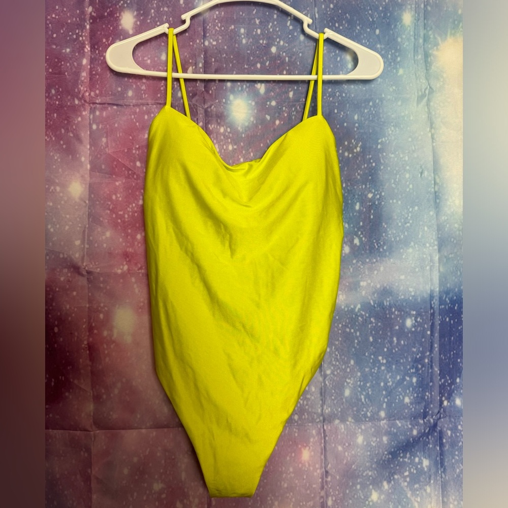 New lime green shade & shore one piece swimsuit 🛍